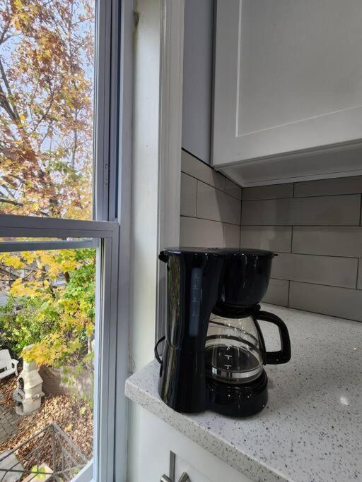 Two-bedroom 25 Min To Nyc Free Parking-unit-2 Holiday home Teaneck