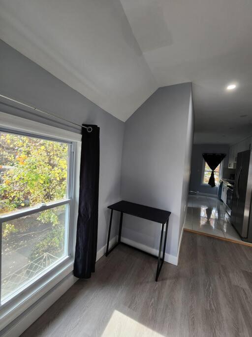 Two-bedroom 25 Min To Nyc Free Parking-unit-2 Holiday home *
